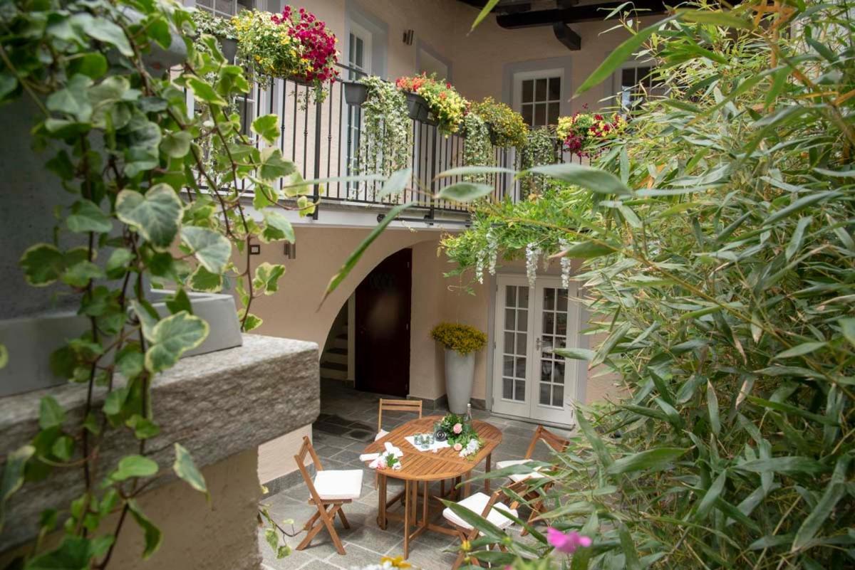 Casa Mia Villa Castelveccana Kültér fotó