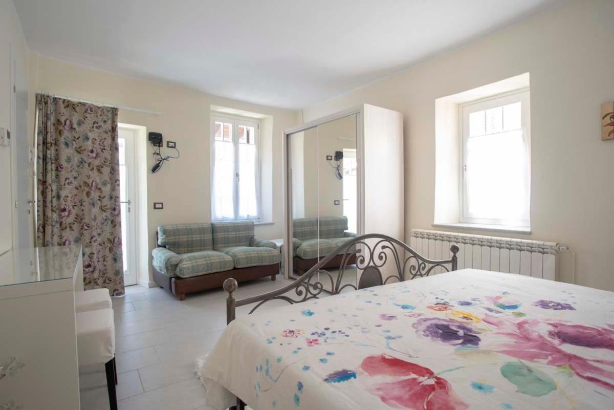 Casa Mia Villa Castelveccana Kültér fotó